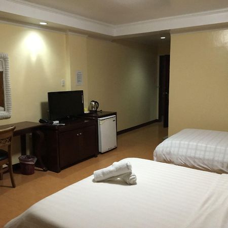 Oro Beach Resort Boracay Buitenkant foto